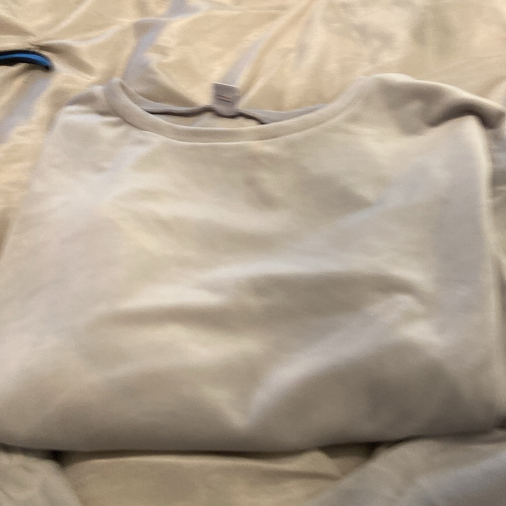 NWT silver velvet jogging set - Picture 3 of 7